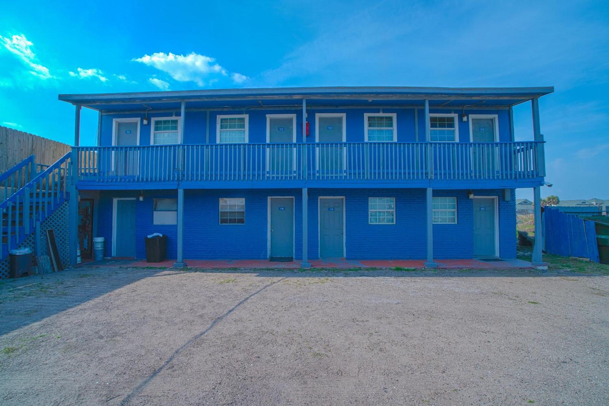 Monterrey Padre Island, By Oyo Hotel