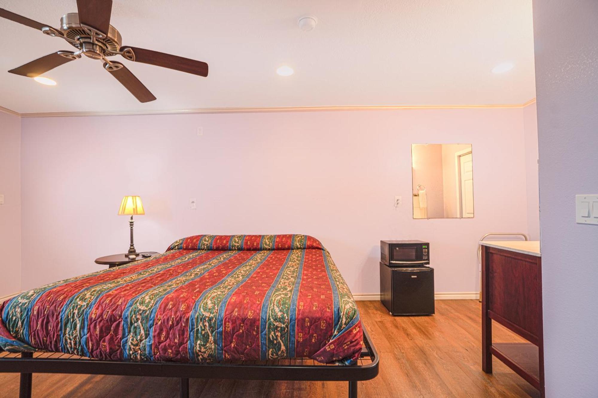 Hotel Monterrey Padre Island, By Oyo