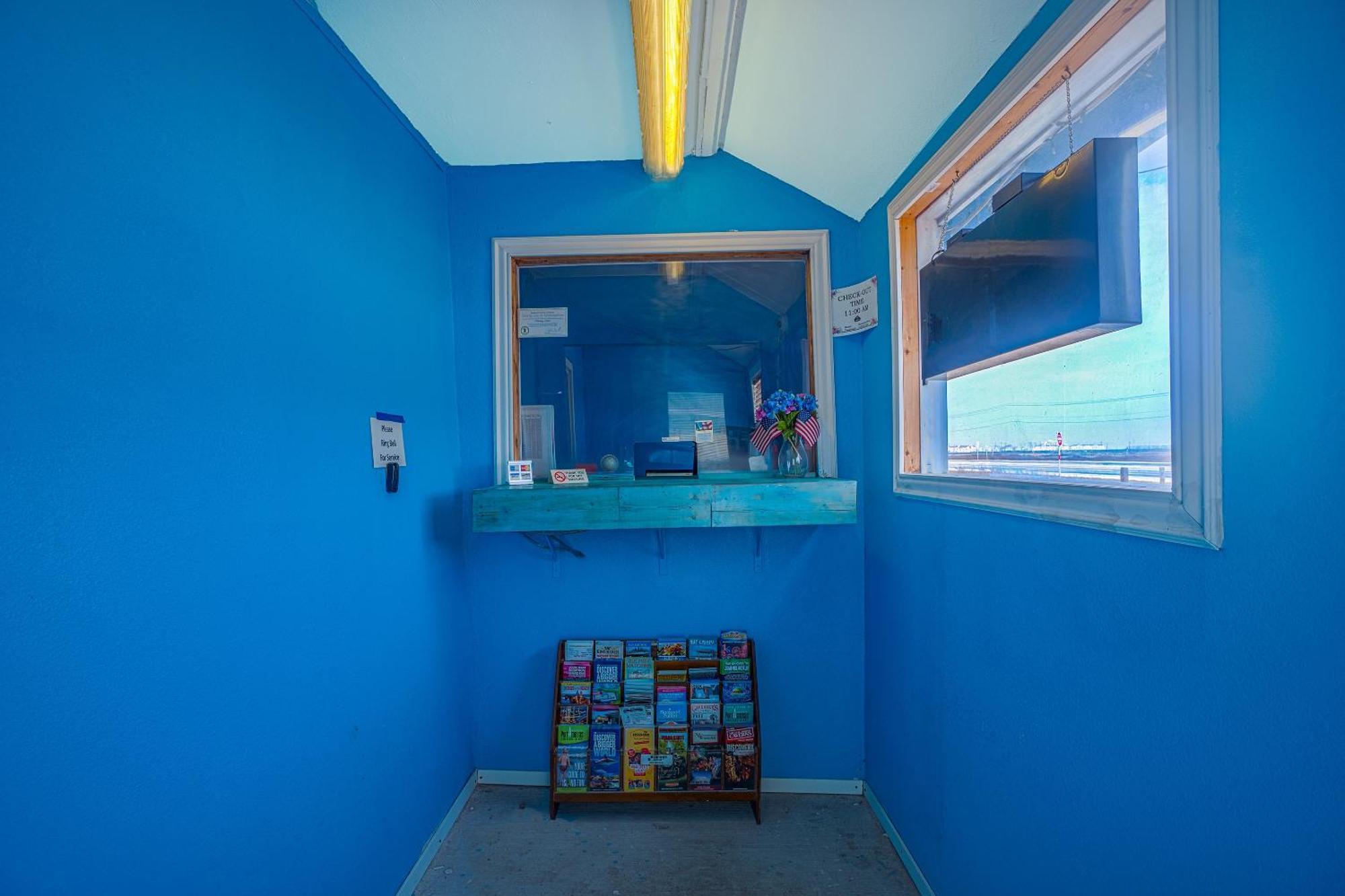 Hotel Monterrey Padre Island, By Oyo 2*