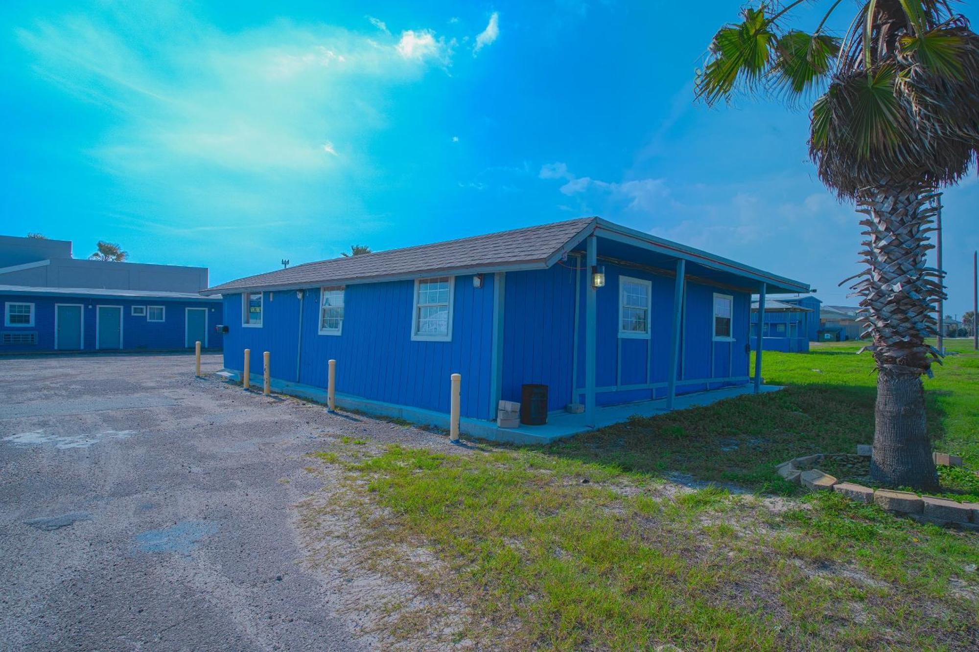 Monterrey Padre Island, By Oyo 2* Corpus Christi