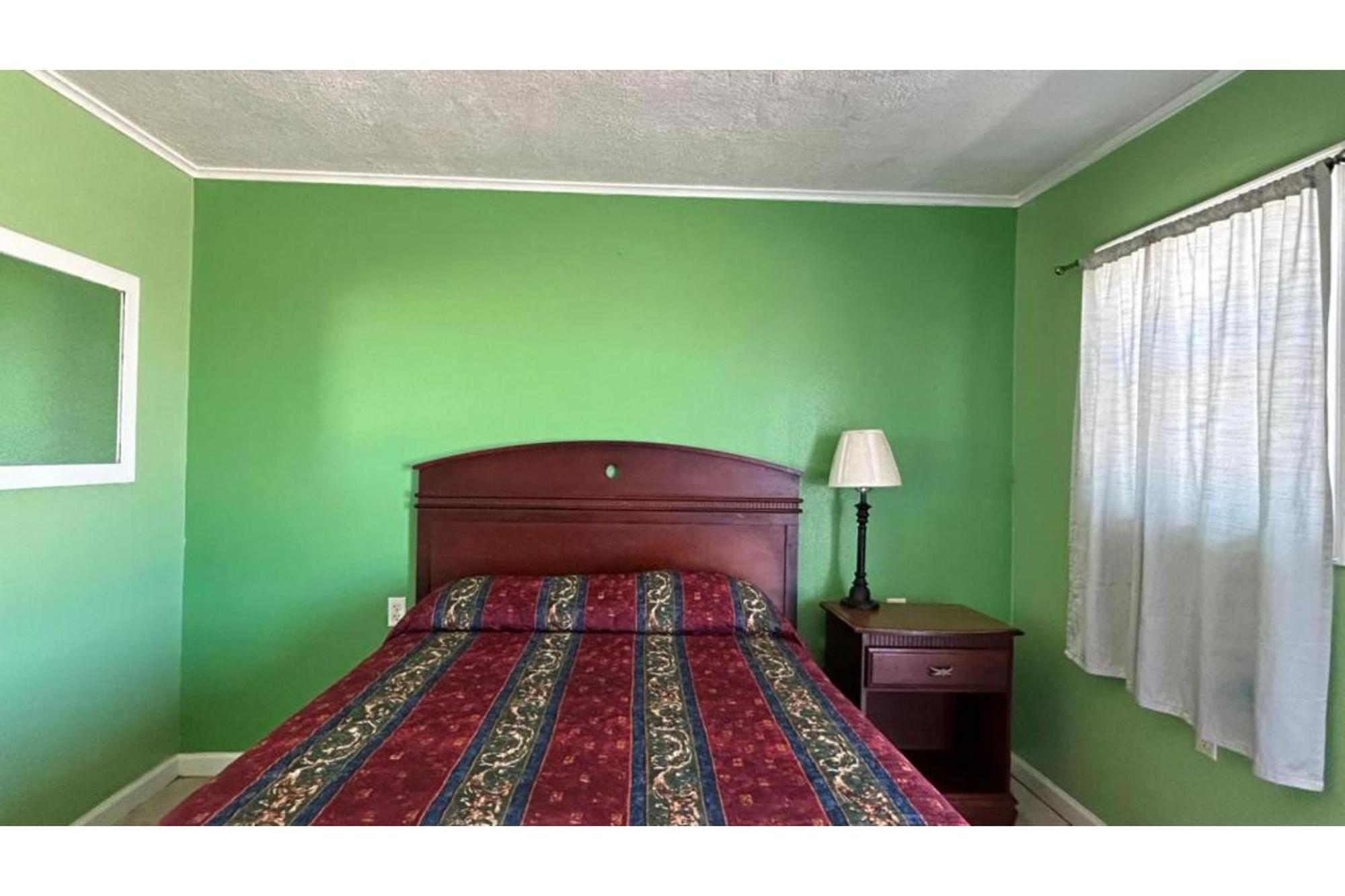 Monterrey Padre Island, By Oyo Hotel 2*