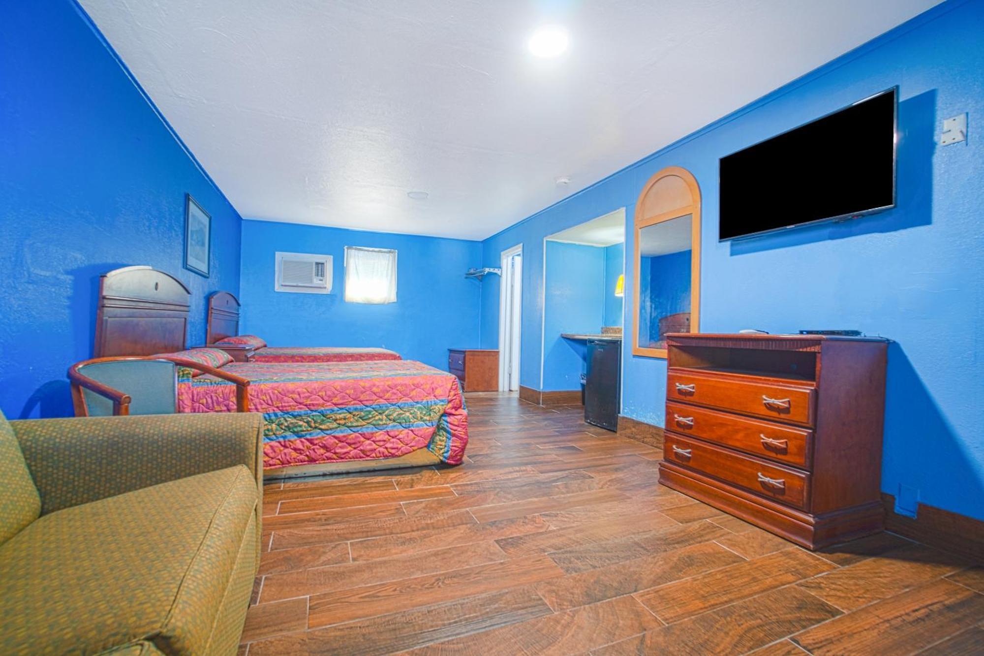 Monterrey Padre Island, By Oyo Hotel